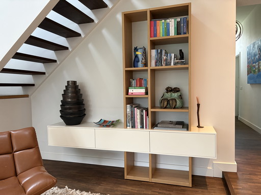 Magnifique armoire murale de rassemblement