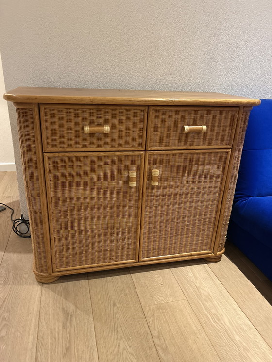 Image 1 of Prachtige lade kast uit de jaren 80 met rotan en bamboe.