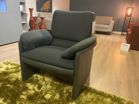 Image 1 of Leolux Catalpa armchair