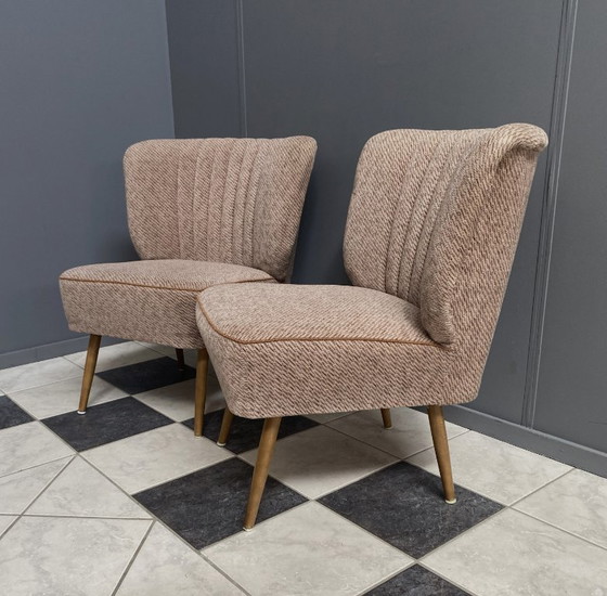 Image 1 of set van 2 bruine cocktailstoelen uit de jaren 60