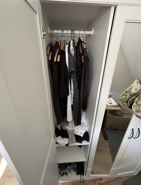 Image 1 of garde-robe Songesand