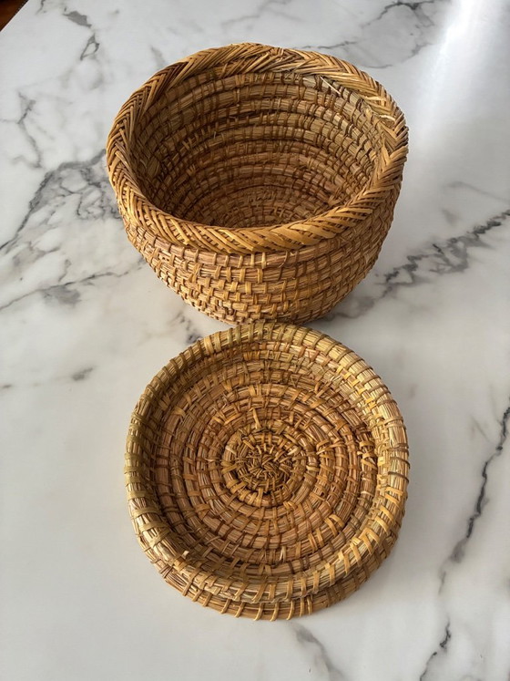 Round Woven Rush Basket Morocco – Fabrication artisanale, Decorative Objects, Wicker (photo 3 of 5)