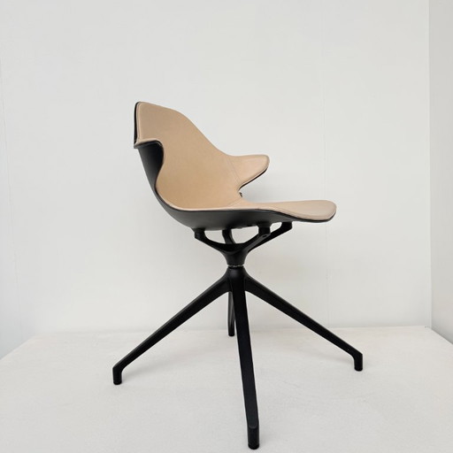 Fauteuil pivotant KFF en cuir naturel