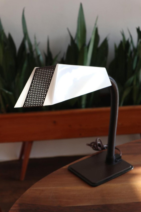 Image 1 of Lampe de table Lucifer vintage