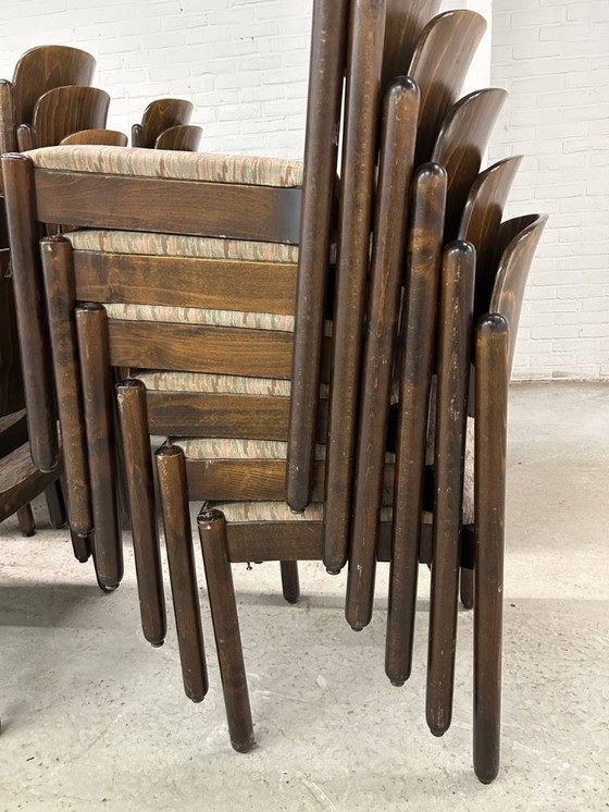 Image 1 of Lotto 69 sedie impilabili in legno vintage
