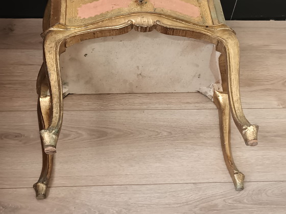 Image 1 of Commode Florentine