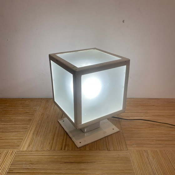 Tebong Paris outdoor bollard light – cubic model, circa 1990 – Table lamps, Iron (photo 4 of 9)