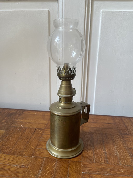 Petite lampe à huile en laiton