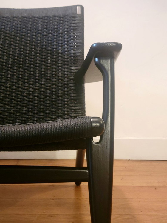 Hans J. Wegner CH25 Lounge Chair Voor Carl Hansen & Søn In Zwart Eiken. – Fauteuils, Wood, Vintage (photo 10 of 11)