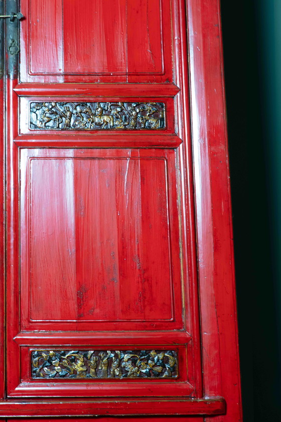 Image 1 of Grande armoire rouge d'ambassade chinoise > 100 ans d'âge