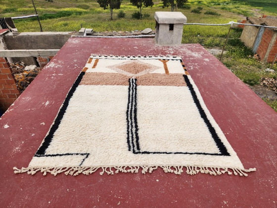 Image 1 of Groot Beni Ouarain tapijt 300x206 cm – Handgemaakt Marokkaans wollen tapijt – Neutraal Berber geometrisch ontwerp