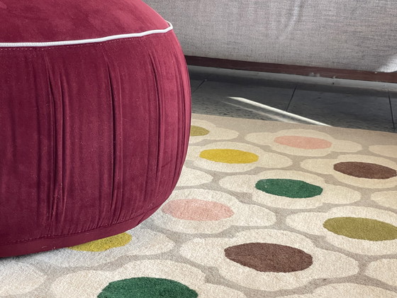 Image 1 of Pouf Leolux Capri