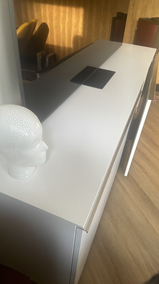 Precioso aparador (Stoutenbeek ahora Piet Klerkx)