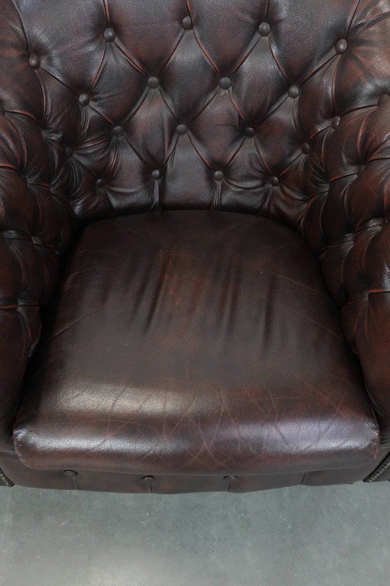 Image 1 of 3 fauteuils club Chesterfield classiques en cuir de vachette
