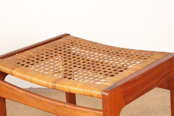 Image 1 of Coppia di sgabelli danesi in teak e paglia di Peter Hvidt, 1960.