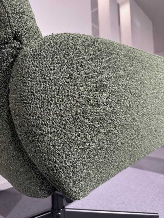 Image 1 of Montel Ergo Plus recliner