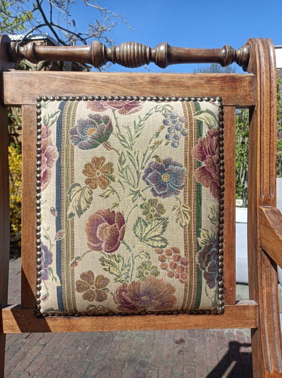 Image 1 of Antique (commode) chair from France