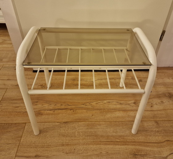 Image 1 of 2X Vintage Rookglas Buisframe Nachtkastjes