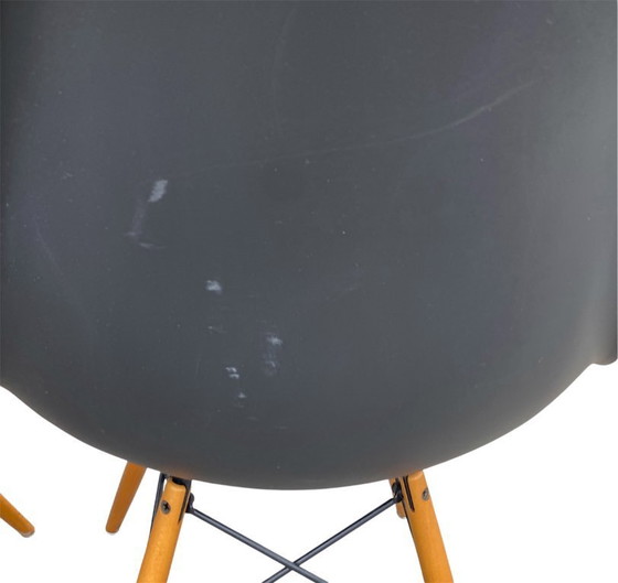 Image 1 of 4x Vitra Eames DSW avec siège rembourré