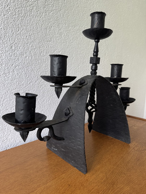 Image 1 of 60's Brutalistische smeedijzeren kandelaar