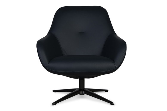 Image 1 of Pode Spot One armchair