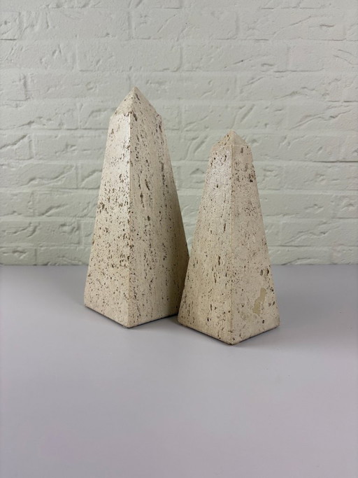 Vintage pair of Italian Travertine Obelisk Sculptures attr. Fratelli Mannelli