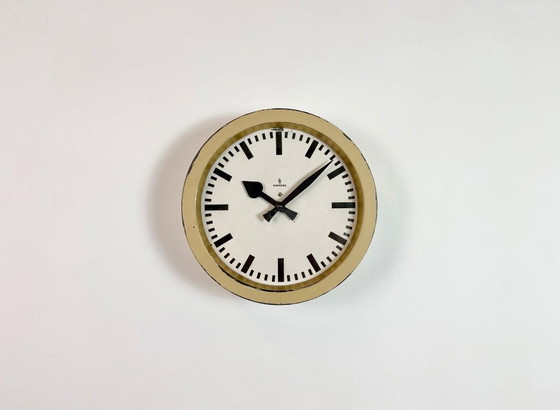 Image 1 of Beige Industriewanduhr von Siemens, 1950er Jahre