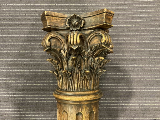 Piëdestal / Zuil / Pilaar / Hout