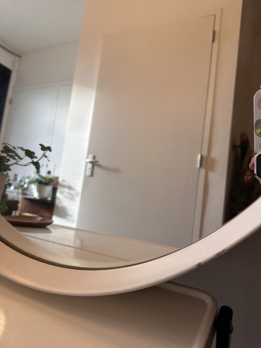 Jaren 70 spiegel met witte rand