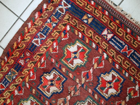 Image 1 of Handgemaakt antiek Perzisch-Koerdisch tapijt 3,9' x 7,5' (119 cm x 230 cm) jaren 1920 - 1C499