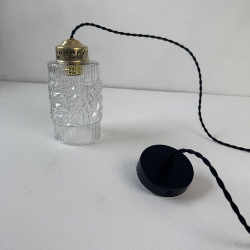 PAIRE D’ANCIENNES SUSPENSIONS EN VERRE VINTAGE