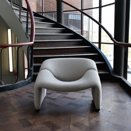 Artifort Groovy Armchair