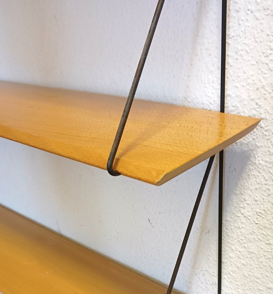 Image 1 of Separates fünfziger Jahre Karen Wandregal mit drei Fächern