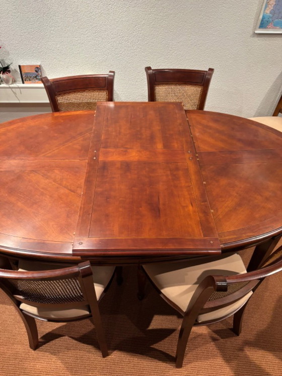 Image 1 of Magnifique table de salle à manger Ambitat avec 6 chaises