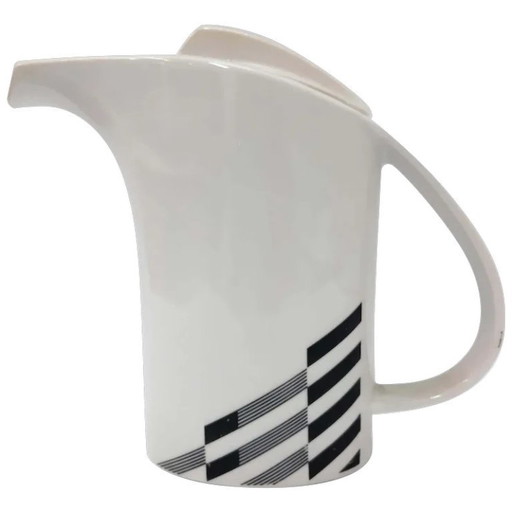 Jarra de porcelana blanca vintage, con tapa