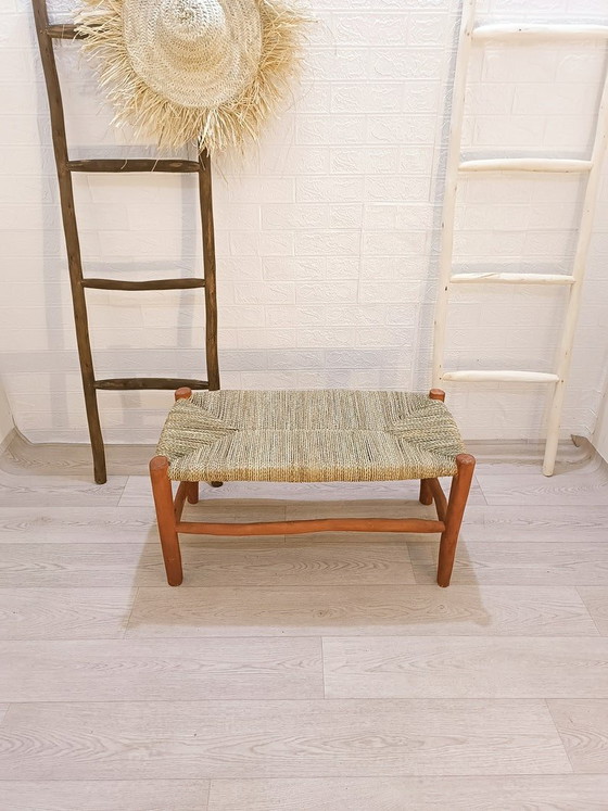 Handgemaakte mahoniehouten bank met geweven koordzitting: Marokkaanse boho-decoratie – Bankjes, Wood (photo 2 of 6)