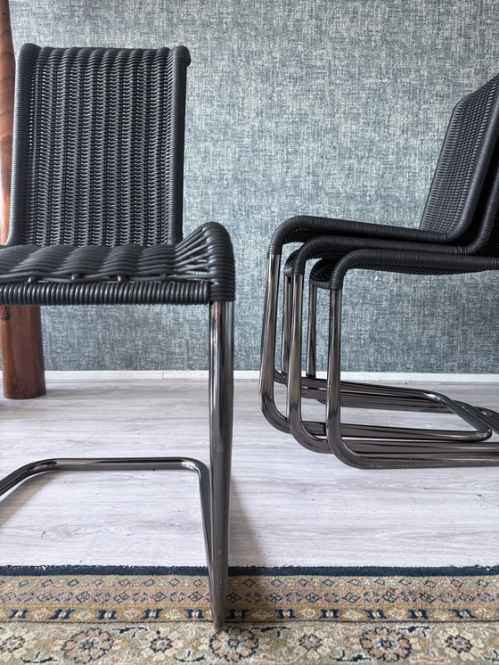 Image 1 of Set van 4 Tecta D20 sledestoelen - zwart wicker & parelchroom