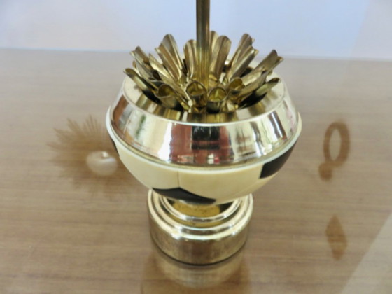 Distributore di sigarette "pallone da calcio" carillon, 1960 – Oggetti decorativi, Plastic (photo 7 of 10)