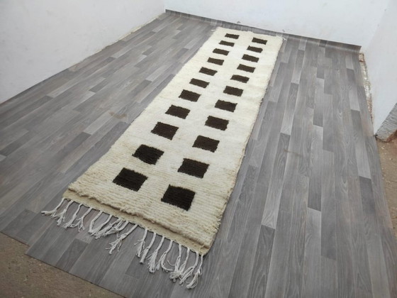 Image 1 of Tapis marocain en laine natural 350cmx100cm