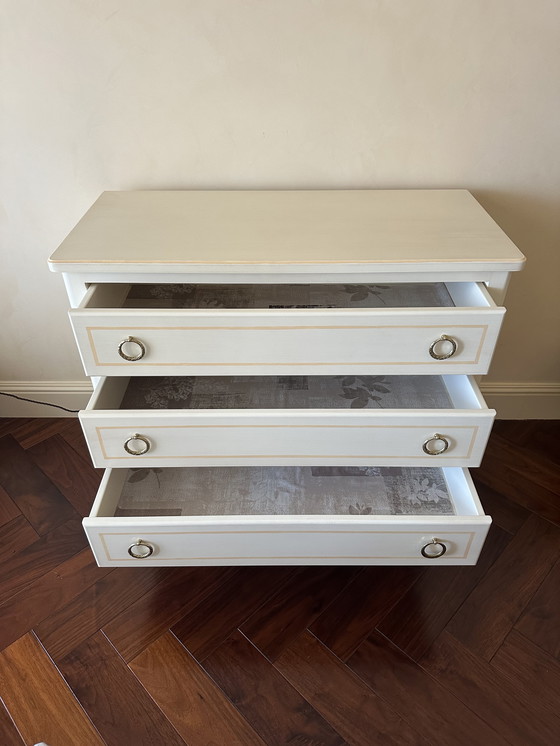 Image 1 of Massief houten ladekast