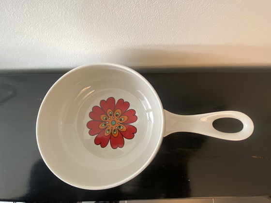 Image 1 of Rara pentola per fonduta di verdure vintage Villeroy & Boch degli anni '60/'70, variante floreale del modello Acapulco.
