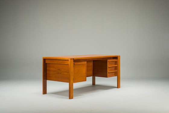 Image 1 of  Freistehender Teakholz-Schreibtisch von Gv Møbler, Mid-Century, 1960er Jahre