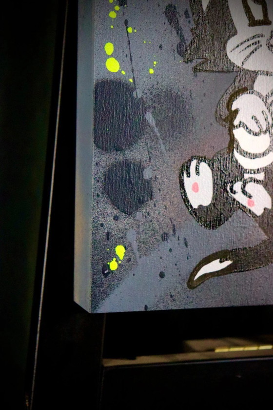 Pop Art Gemälde von Künstler Socrate, Minnie Mouse mit Katze, handsigniert mit Echtheitszertifikat, Unikat (photo 9 of 14)