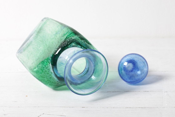 Decanter vintage in vetro verde e blu Antikva di Bertil Vallien / Bruksforshyttan / Svezia / 1994 (photo 7 of 17)