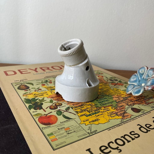 Aplique de pared oblicuo antiguo en cerámica de porcelana