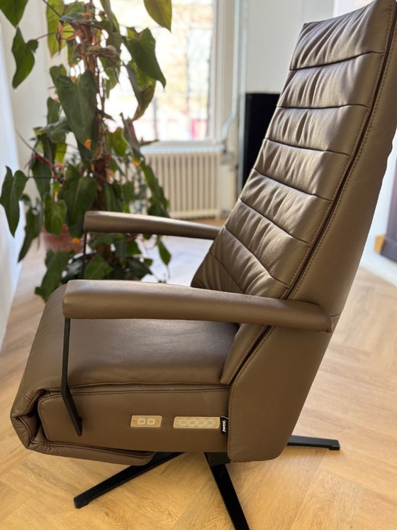 Image 1 of Velderhof recliner model Liri dark brown