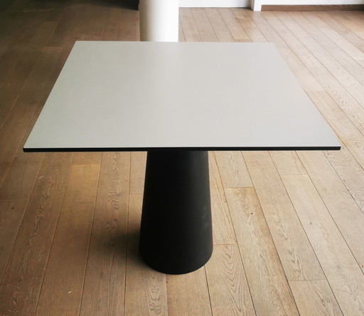 Containertafel Moooi