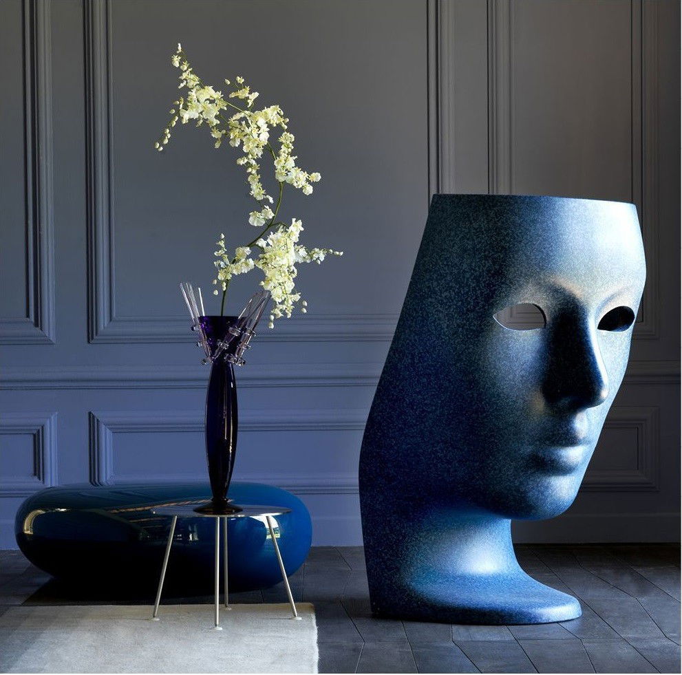 Driade Toy Arm Chair with Thali desgin table | €650 | Whoppah