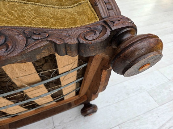 Image 1 of 1960er Jahre, dänischer Sessel mit hoher Lehne, Möbelwolle, massives Eichenholz.