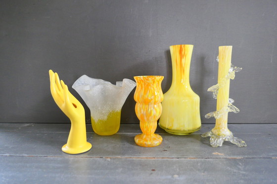 Image 1 of Vaso in vetro spruzzato vintage Franz Welz arancione giallo